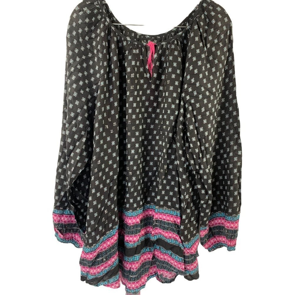 Chelsea & Theodore Women's Top - Picture 1 of 5
